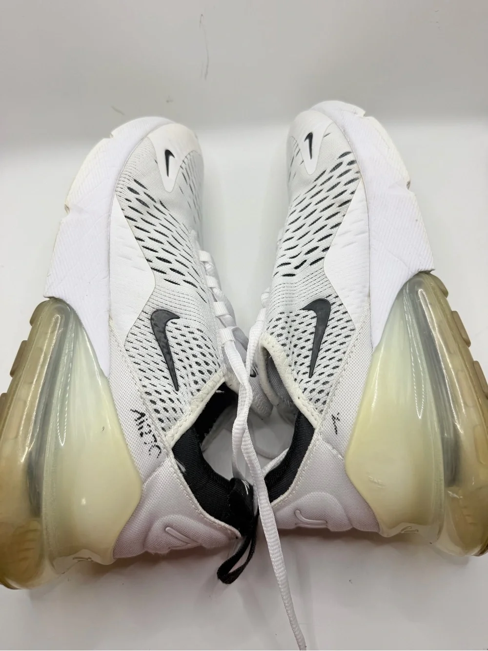 Nike White & Black Air Max 270 Sneakers with Yellowed Heel